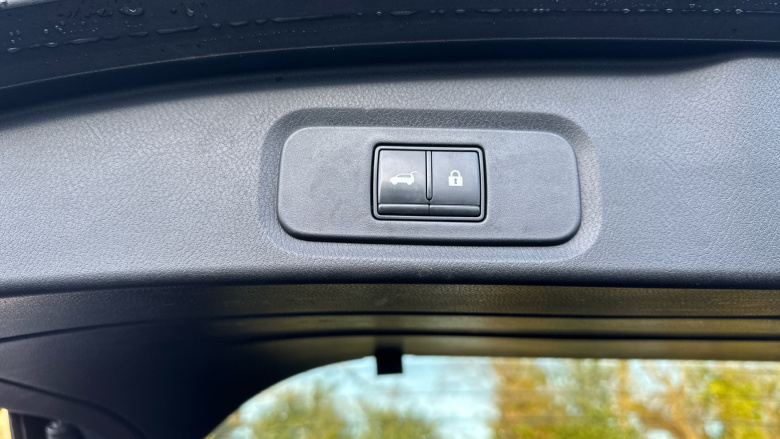 Nissan Qashqai 1.3 DiG-T MH 158 Tekna 5dr Xtronic Petrol Hatchback